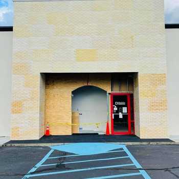 Project 4 Commercial Store D.NOBLIN Furniture 2021